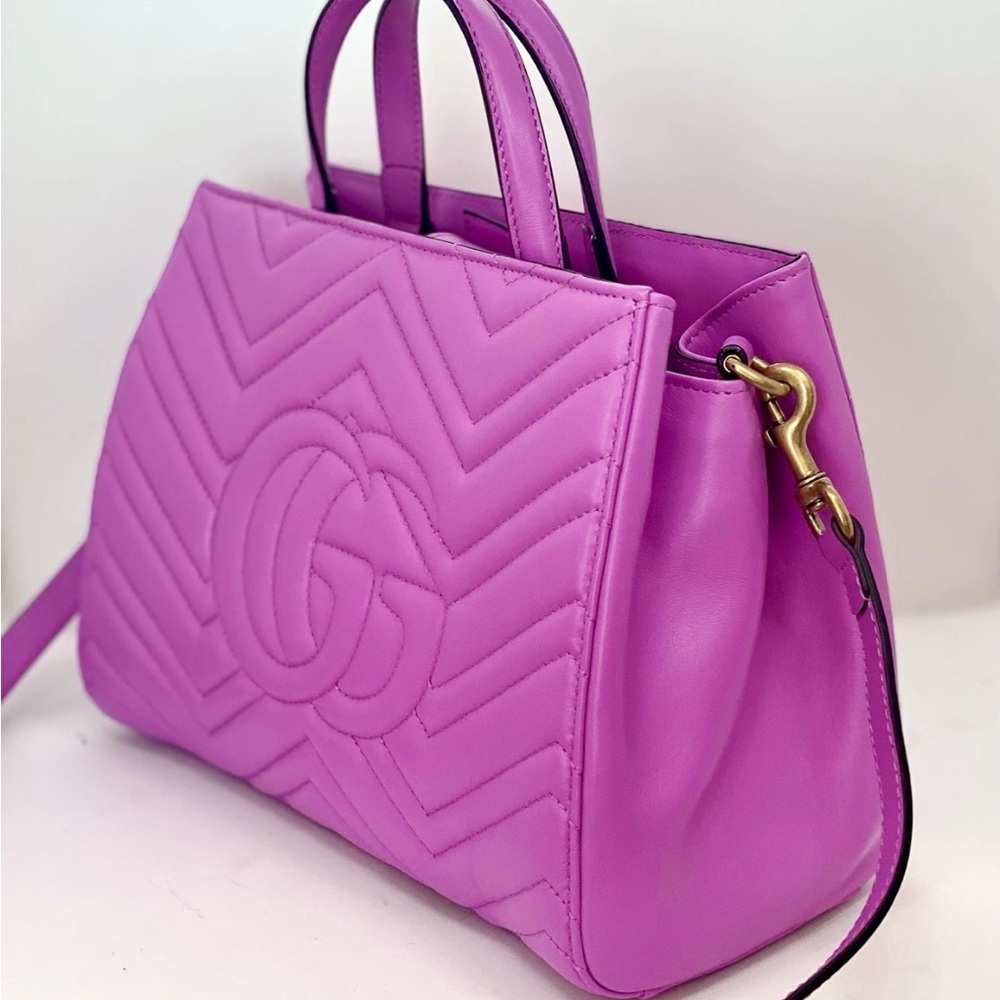 Gucci GG Marmont Top Handle
Small Matelasse Handbag Excellent Condition - Picture 13 of 15